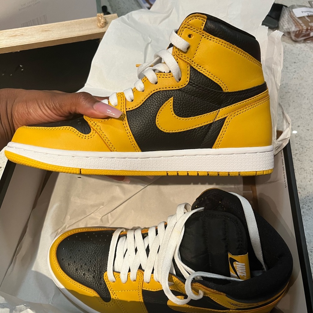Jordan 1 “Pollen”